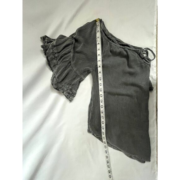 Paper Crane Flutter Sleeve Peasant Boho Blouse Gauzy Top Fringe Tassel Gray M - Picture 11 of 11